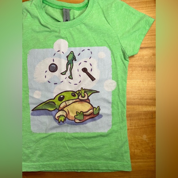 Boxlunch Star Wars Baby Yoda Grogu Kids Shirt Size 6 - Picture 5 of 7